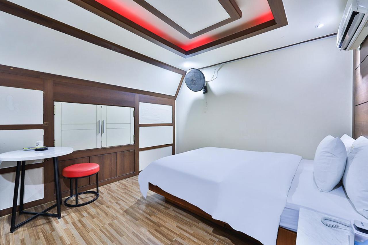 Picasso Motel Séoul Extérieur photo