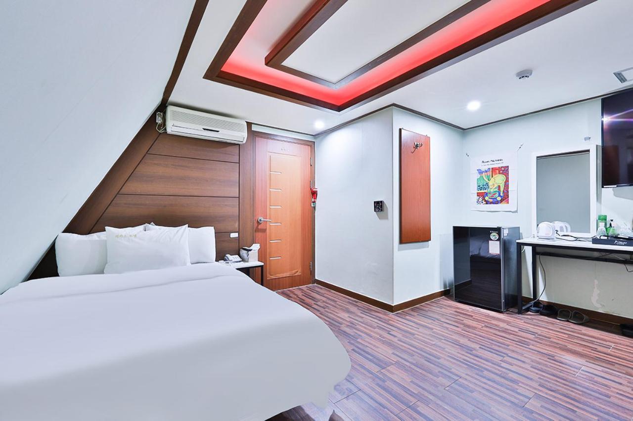 Picasso Motel Séoul Extérieur photo
