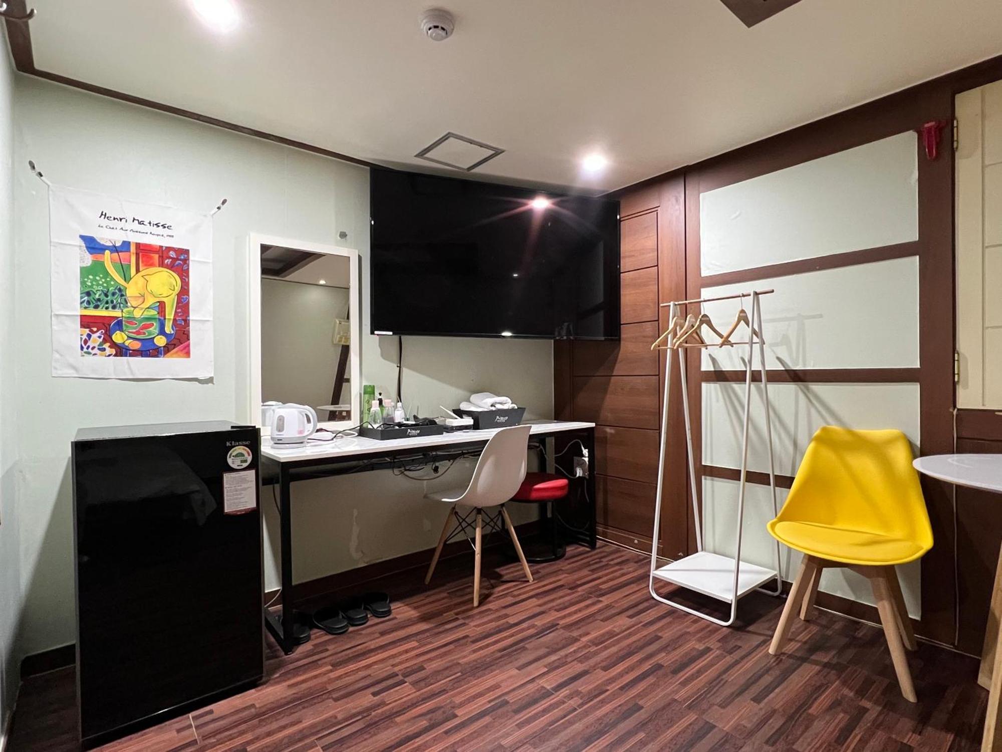 Picasso Motel Séoul Extérieur photo